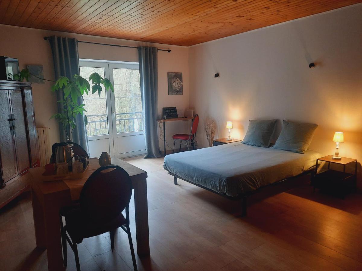 Cusance Chambre D'Hote De La Source Bleue מראה חיצוני תמונה